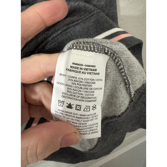 Nike Womens Gray Fleece Varsity Hoodie Size‎ Medium NWT - Picture 5 of 6